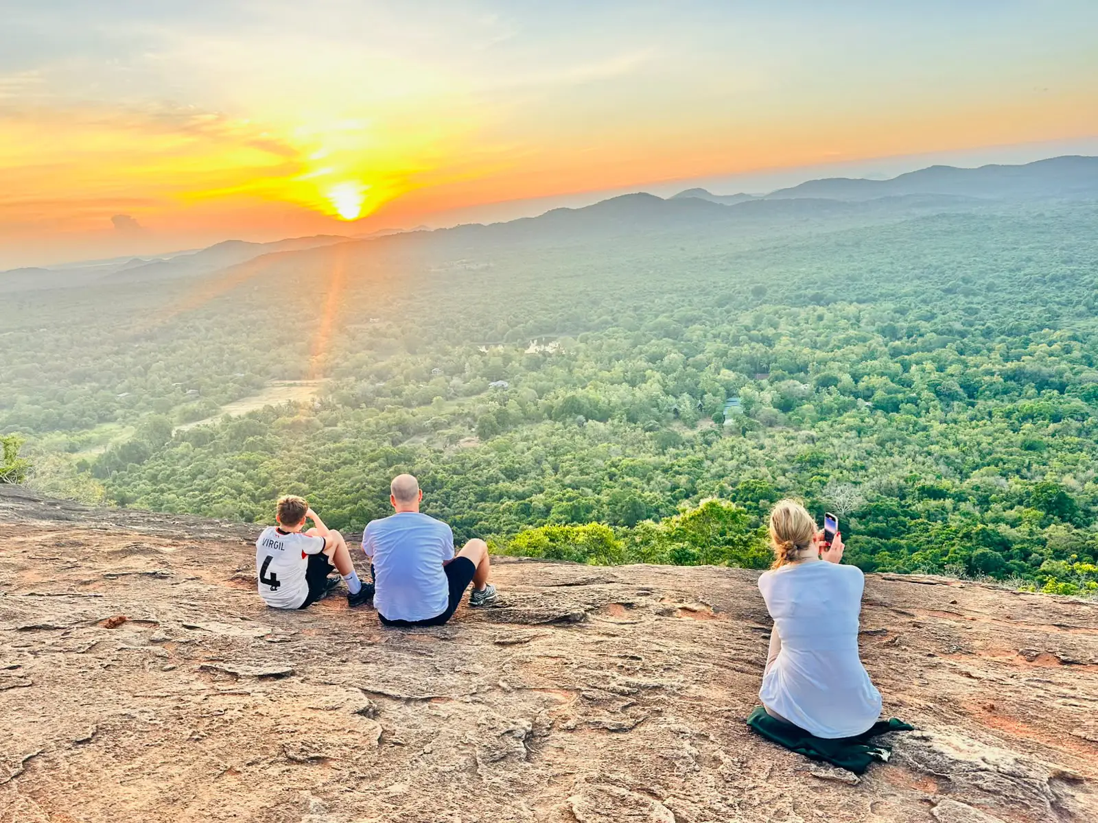 Family on a private Sri Lanka tour